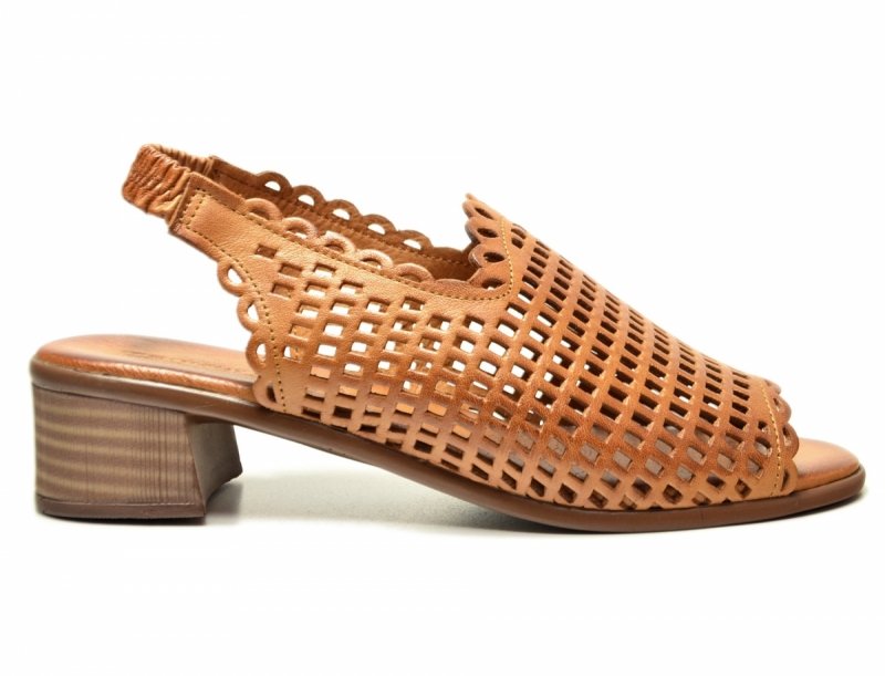 Sandałki 37 Sokolski skóra 707 camel skórzane na obcasie