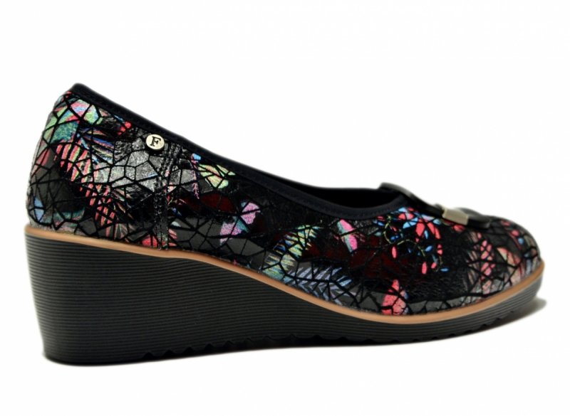 Czółenka czarne 37 skóra FILIPPO 7661 na koturnie skórzane kolorowe półbuty