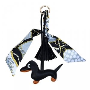 ECARLA Brelok do kluczy skórzany - Jamnik czarny z frędzlami BRL374CZ 