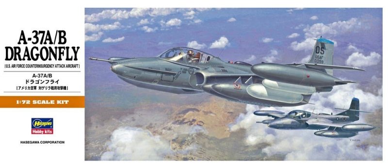 Hasegawa A12 1/72 A-37A/B Dragonfly (U.S. Air Force Counterinsurgency Attack Aircraft)