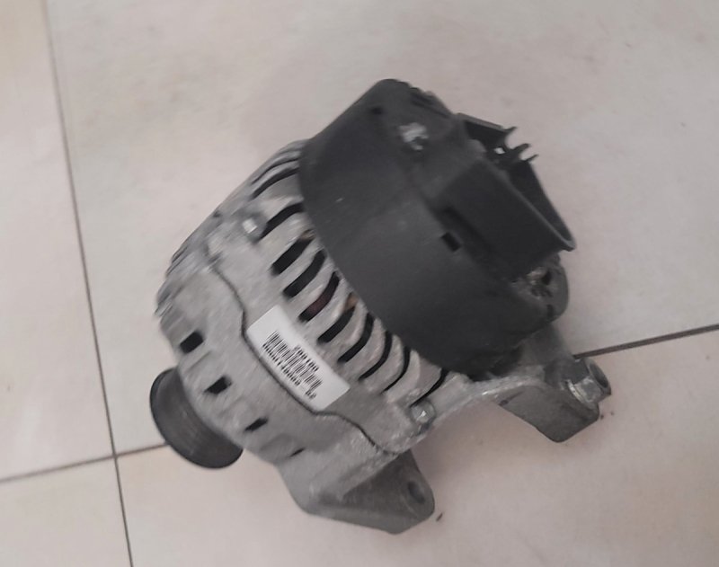 ALTERNATOR BOSCH BMW Z3 M44B19 1,9 ORYGINAŁ  IS 