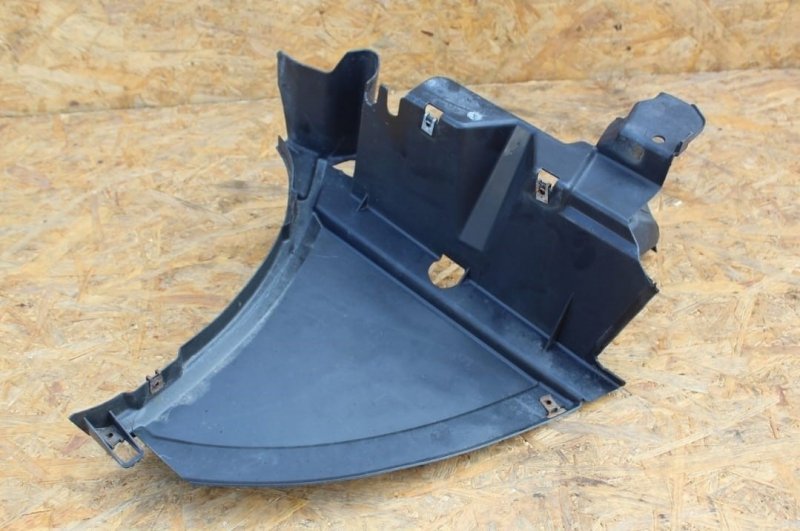 NADKOLE PRZDNIE TRÓJKĄT BMW Z4  E85 E86 PRAWE 7012726