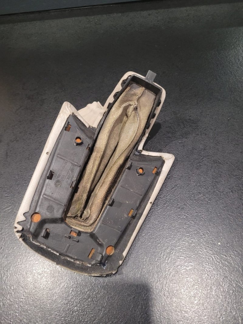 PODŁOKIETNIK BEIGE SKÓRKA RĘCZNEGO MIESZEK BMW Z4 E85 BEŻOWY