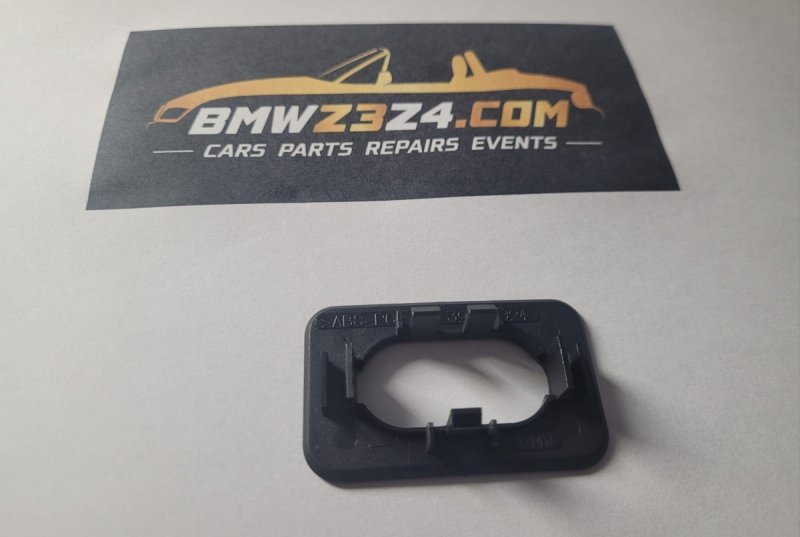 RAMKA WŁACZNIKA HALOGENÓW PODWÓJNA BMW Z3 8397824