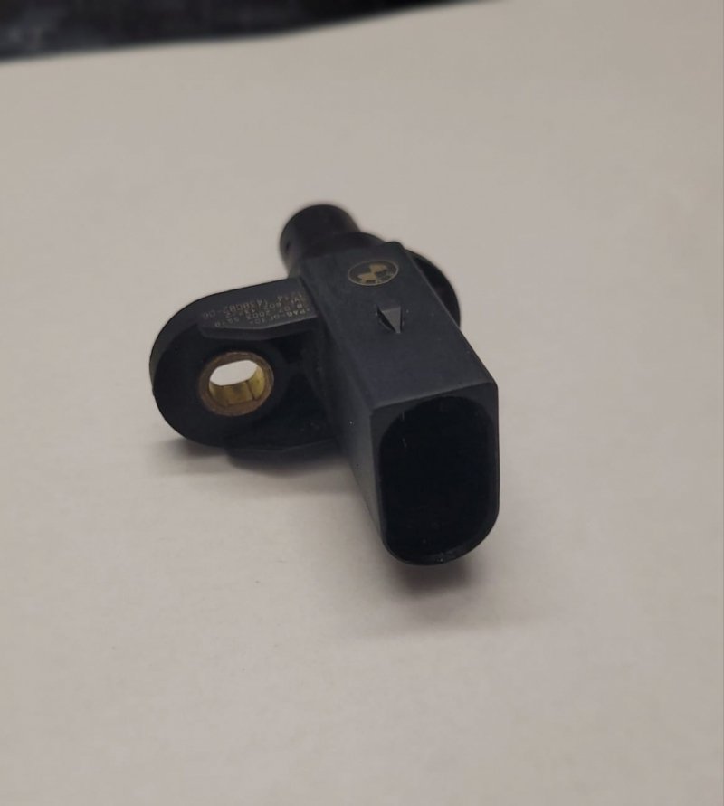 CZUJNIK POŁOŻENIA WAŁKA ROZRZĄDU BMW Z3 Z4 SILNIKI M54 N45 N46  1438082