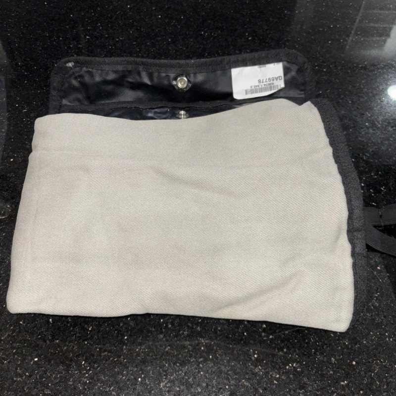 ORGINALNA OSŁONA TYLNEJ SZYBY  BMW Z3 ETUI POKROWIEC 8410559