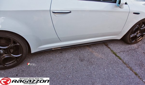 Dokładki progów side lips STILE ITALIA CARBON Alfa Romeo Brerra 2006 - 2010