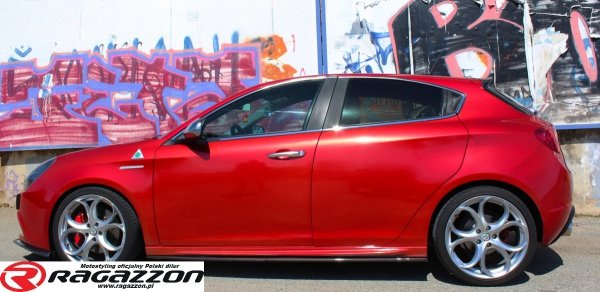Dokładki progów side lips STILE ITALIA CARBON Alfa Romeo Giulietta
