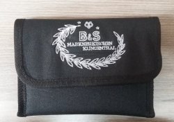 B&S pokrowiec na 4 ustniki do trąbki czarny z logo
