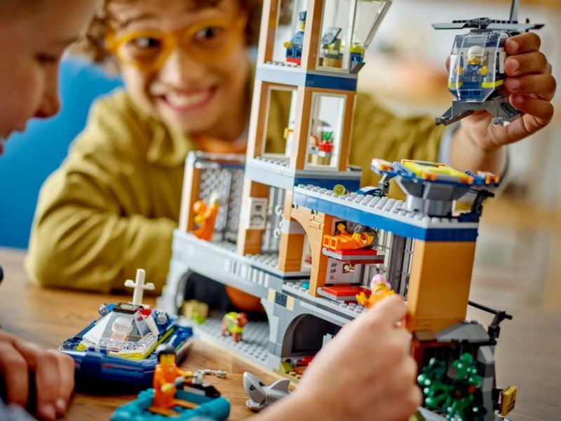 LEGO Klocki City 60419 Policja z Więziennej Wyspy