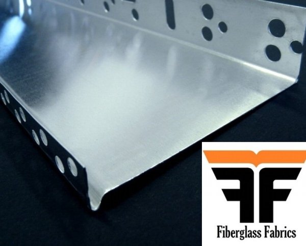 Listwa startowa do styropianu 16 cm dł. 2,5m gr.0,6 mm