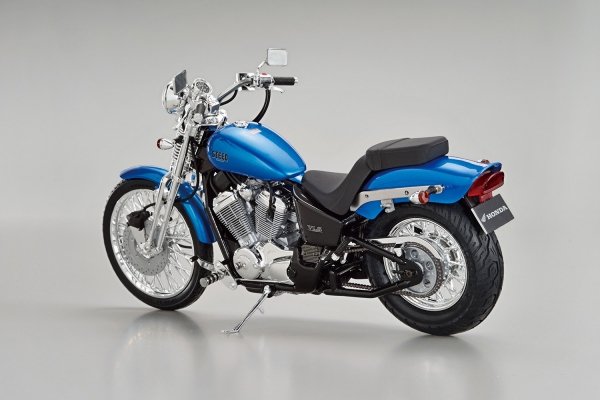 Aoshima 06608 1/12 Honda NC37 Steed VLS '98