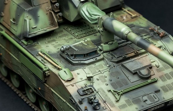 Meng TS-012 Panzerhaubitze 2000 Self-Propelled Howitzer 1/35