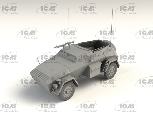 ICM 35112 Sd.Kfz. 247 Ausf.B with MG 34 machine gun