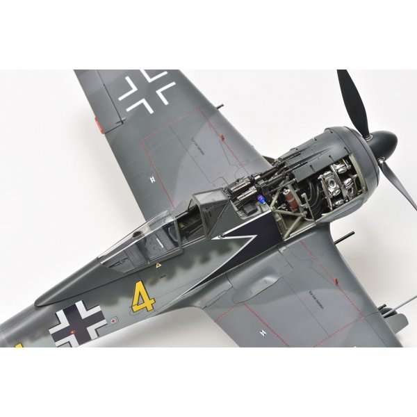 Zoukei-Mura SWS3221 Focke Wulf Fw 190 A-4 Siegfried Schnell 1/32