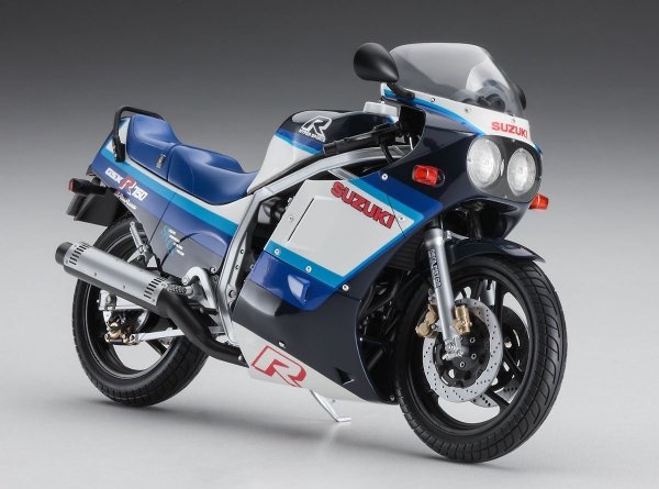 Hasegawa 21507-BK7 Suzuki GSX-R750 (G) (GR71G) 1986 1/12