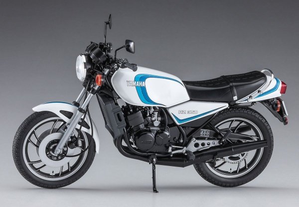 Hasegawa 21515-BK15 Yamaha RZ350 (4U0) (1981) 1/12