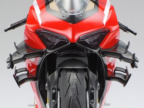 Tamiya 14140 1/12 Ducati Superleggera V4