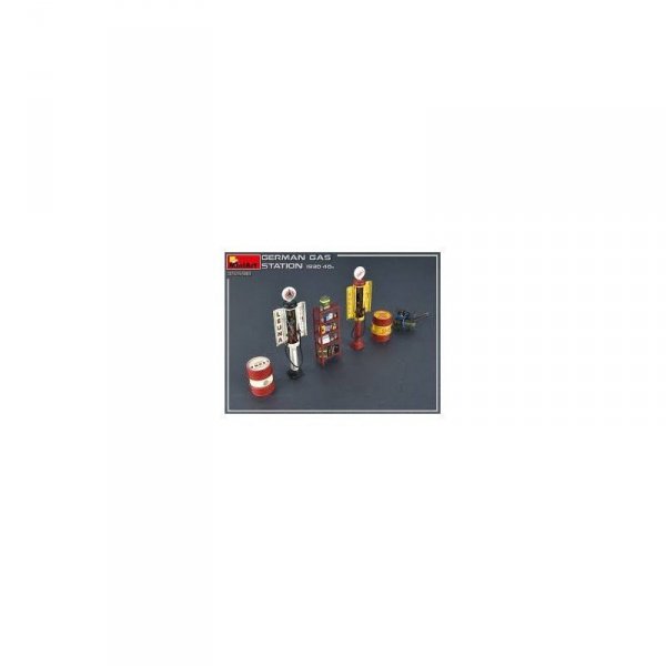 Mini Art 35598 German Gas Stasion 1930-40s