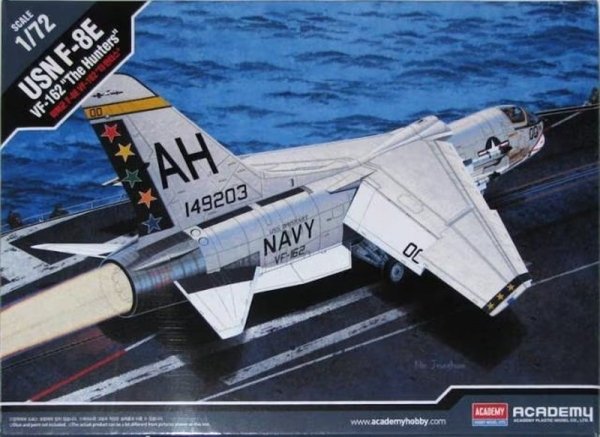 Academy 12521 F-8E VF-162 The Hunter 1/72