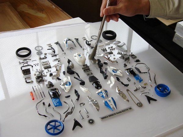 Tamiya 21203 RC211V'06 Parts Panel White 1/12