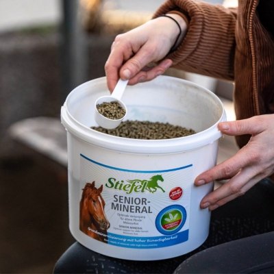 Witaminy dla starszych koni Senior Mineral