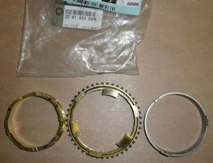 ORIGINAL Synchronring 1/2 Gang Getriebe JC5 RENAULT 326190209R