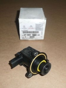 Neu Original V759327380