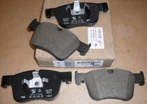 ORIGINAL Citroen Peugeot Bremsbeläge C4 PICASSO II 308 II vorne 1612412380 1647863680