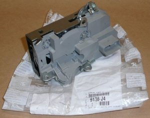 ORIGINAL Türschloss rechts Peugeot Partner Citroen Berlingo II , 9136J4 , 9136.j4