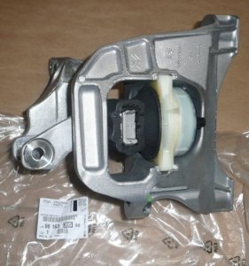 Support moteur d'origine droit Citroën C4 Picasso II 2.0 BlueHDI, 9816339580