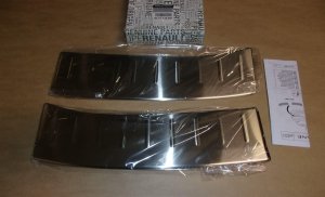 Original  Baguette de coffre Renault Megane IV , 8201734481