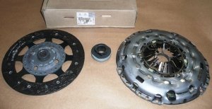 KIT D'EMBRAYAGE complet CITROEN C4, C5, PEUGEOT 307 2.0HDI 136CH ,  1611271880