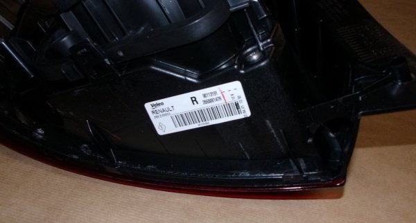 Original Phares Feux Arrière pour Dacia Sandero 2017-2020 Droite ,265506147R