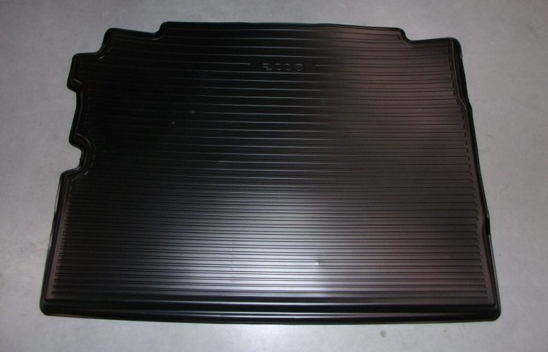 Tapis de coffre en caoutchouc Peugeot 5008 II  ,  1616872180