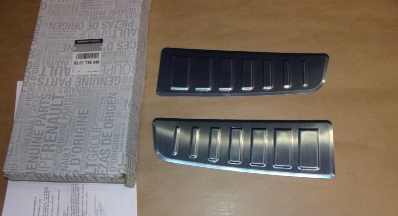 Original  Couvre-pare-chocs Dacia Sandero III baguette de pare-chocs arrière chromée , 8201736348