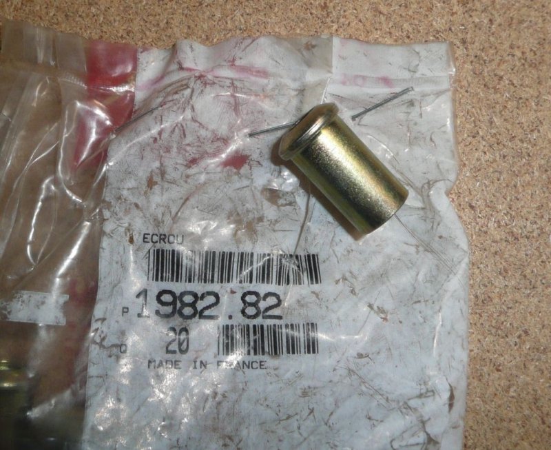 Écrou de fourche d'injection Citroën C3, 1982.82, 198282