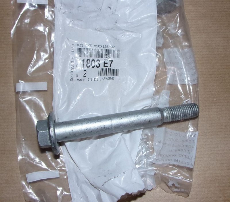 Boulon de fixation du moteur Citroën C5 III, 1803.E7, 1803E7
