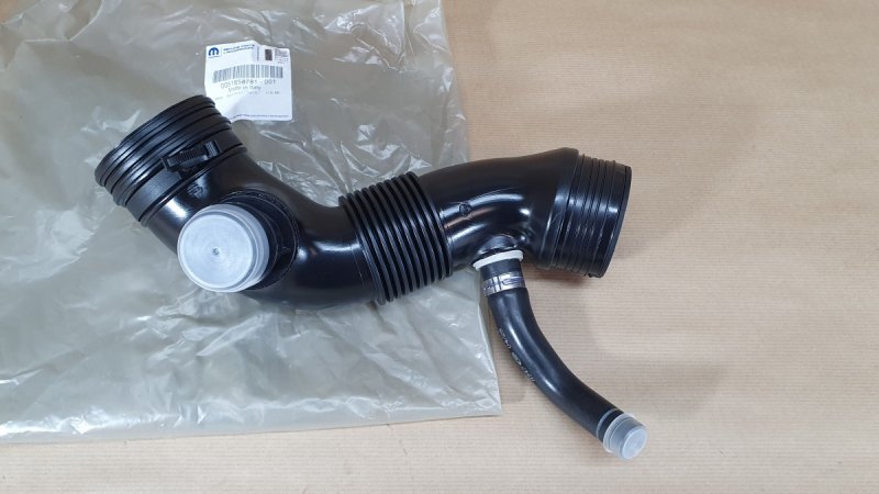 Pièce d’origine Conduit d’air pour Alfa Romeo 159 2.0 JTDM, 51858781