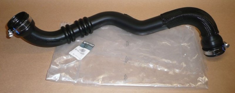Original  Conduit d'air de suralimentation Renault Laguna II 1.9DCI , 8200730597