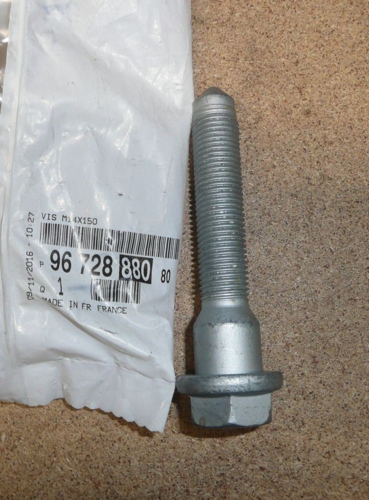 Boulon de la douille de la poutre arrière Citroën C4 Picasso II, 9672888080, 9672888080,