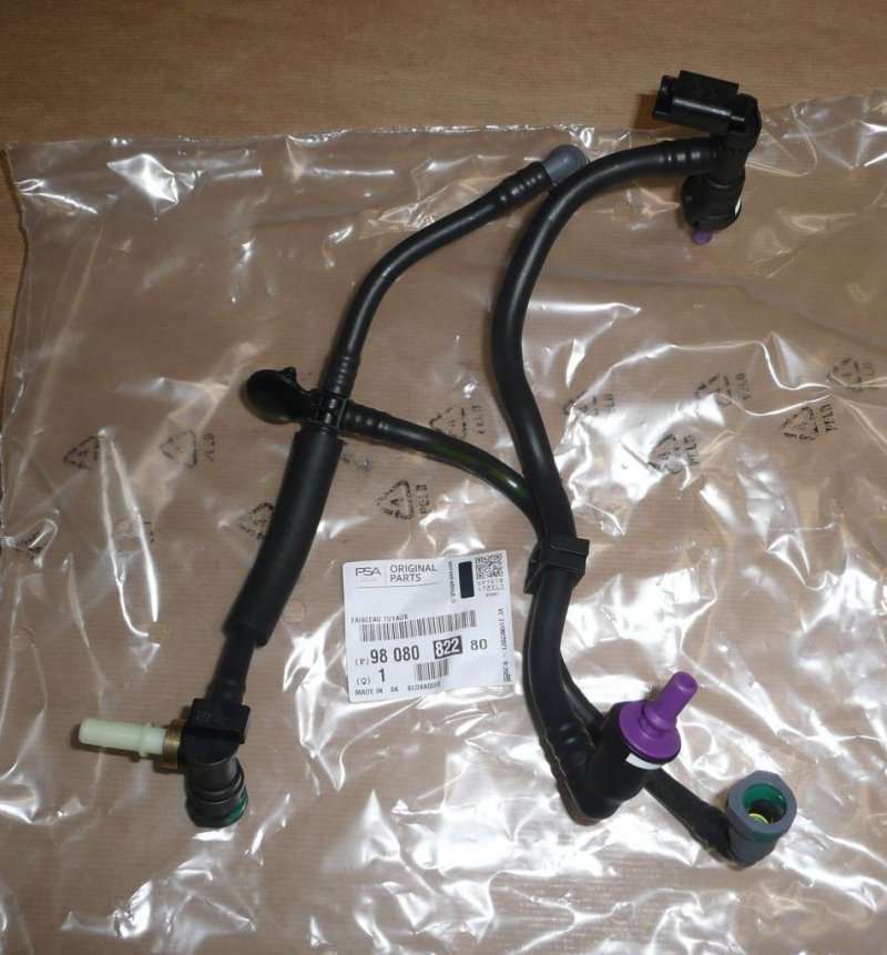 Conduite de carburant Citroën C4 II Peugeot 308 1.6HDI, 9808082280, 9808082280,