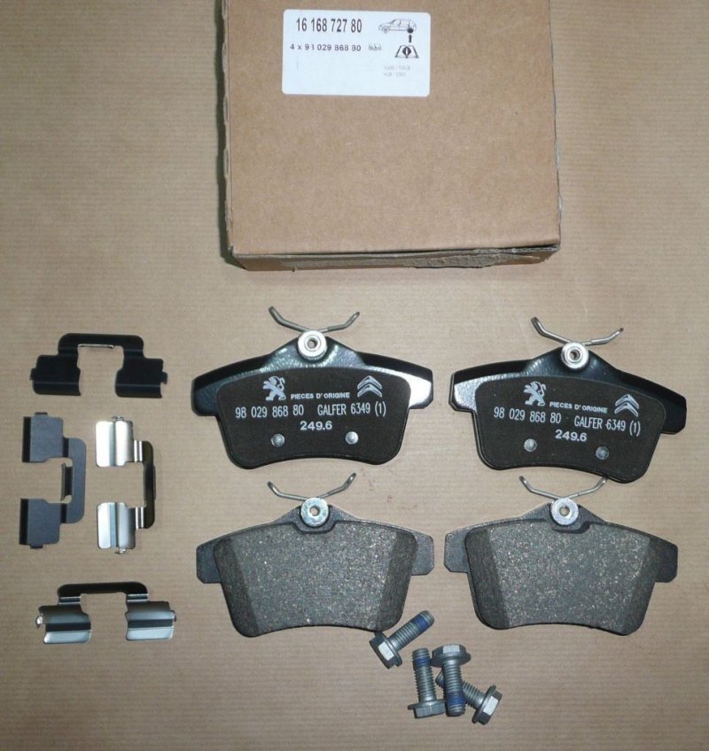 Plaquettes de frein Citroën C4 II, DS4/5, Peugeot 308, 508 arrière système de freinage TRW =1636411280 - changement de référence.  ,  1616872780
