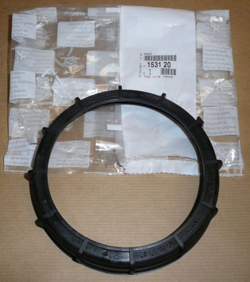 Couvercle de la pompe à carburant Citroën Peugeot, 1531.20, 153120