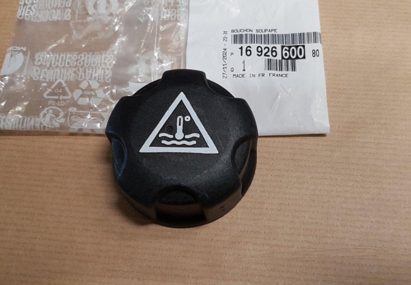 Bouchon de réservoir de liquide Citroën C3, Peugeot 208 Citroën Expert IV ,  1692660080