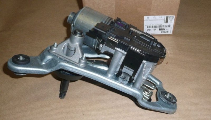 ORIGINAL Moteur essuie glace avant gauche PEUGEOT 508 10-18 , 9816172780 , 9677472580 , 3397021550 , Convient à tous les modèles Peugeot 508. L'achat simultané du bras gauche et du bras droit garantit le fonctionnement correct des moteurs d'essuie-glace