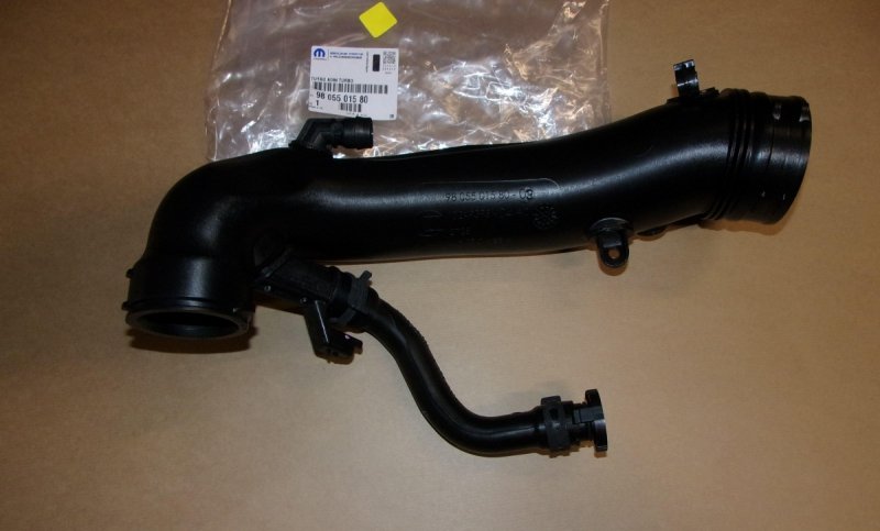 Conduite d'air de suralimentation Peugeot 208 1.6 THP, 9805501580, 9805501580, 