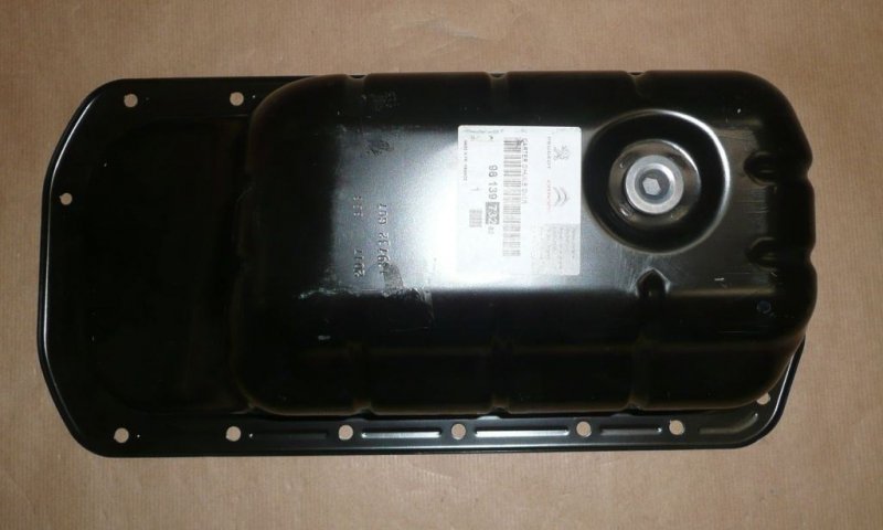 Original Carter D`Huile Citroen Peugeot 1.4-1.6 HDI , 9813973280