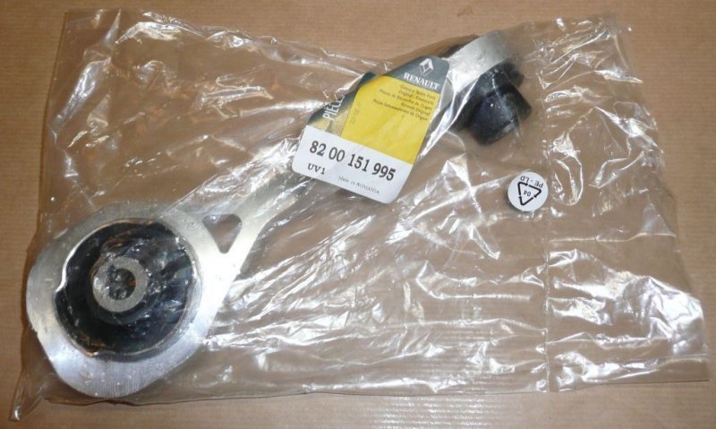 Fixation moteur Renault Clio 2 1.4/1.6 16v arrière , 8200151995
