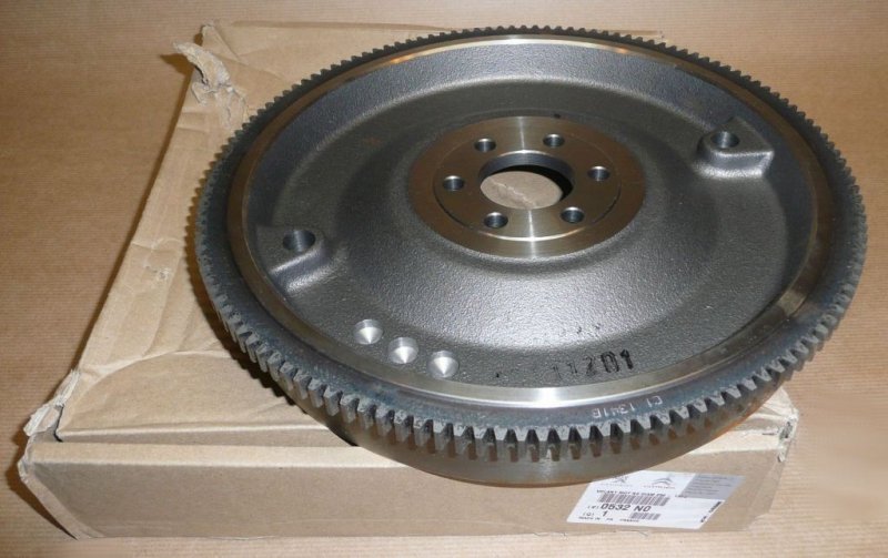 Volant moteur Citroën C4, Jumpy III 1.6 HDI, 0532.N0, 0532N0